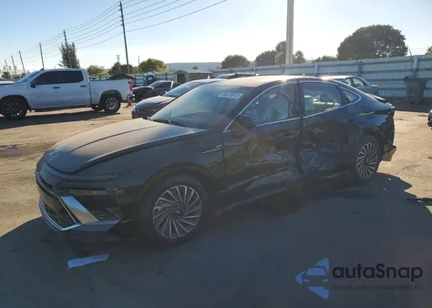 2025 Hyundai Sonata Hybrid z USA, uszkodzony, nr VIN KMHL34JJ6SA121353